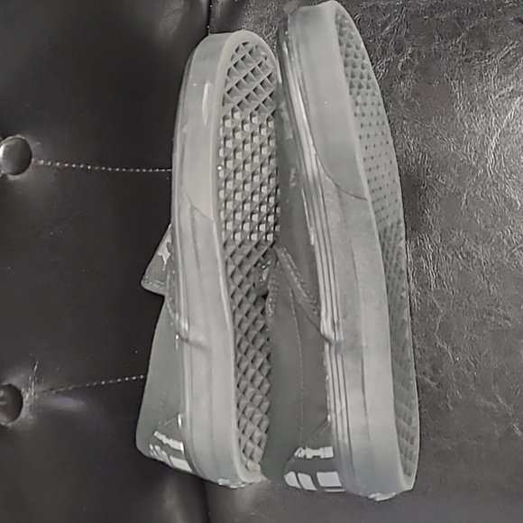 Darth Vader slip-on Vans, men's size 6, women's size 7 1/2. - Picture 5 of 7